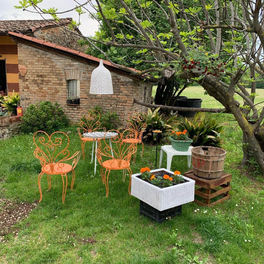 לינה וארוחת בוקר CastellʼArquato R&B Mulino Marsa מראה חיצוני תמונה